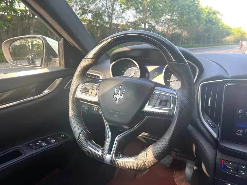2018 Maserati Ghibli 3.0T 350HP V6 8AT,autocango,china used car exporter,china ev exporter,chinese used car exporter,chinese used ev exporter