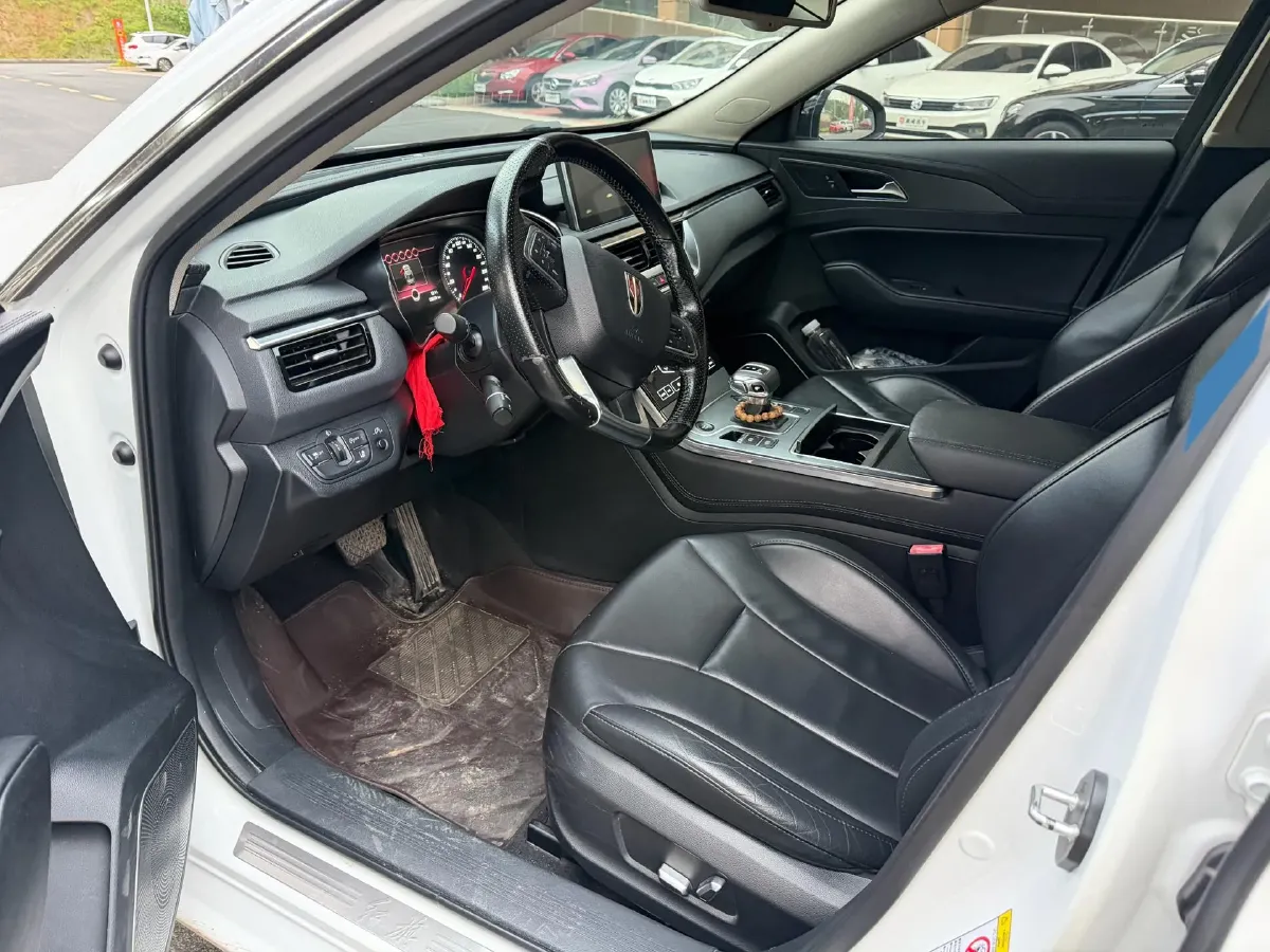 2020 HongQi H5 1.8T 197HP L4 6AT,autocango,china used car exporter,china ev exporter,chinese used car exporter,chinese used ev exporter