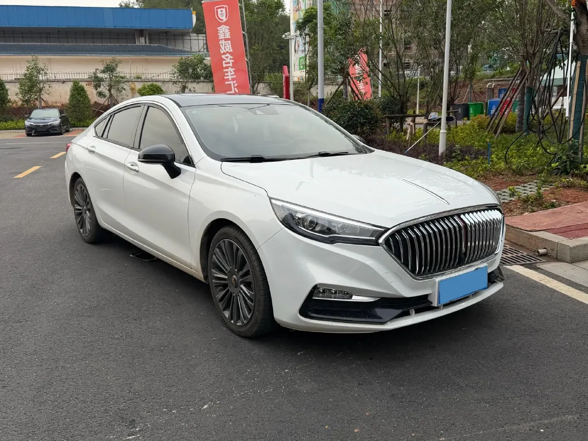 2020 HongQi H5 1.8T 197HP L4 6AT,autocango,china used car exporter,china ev exporter,chinese used car exporter,chinese used ev exporter