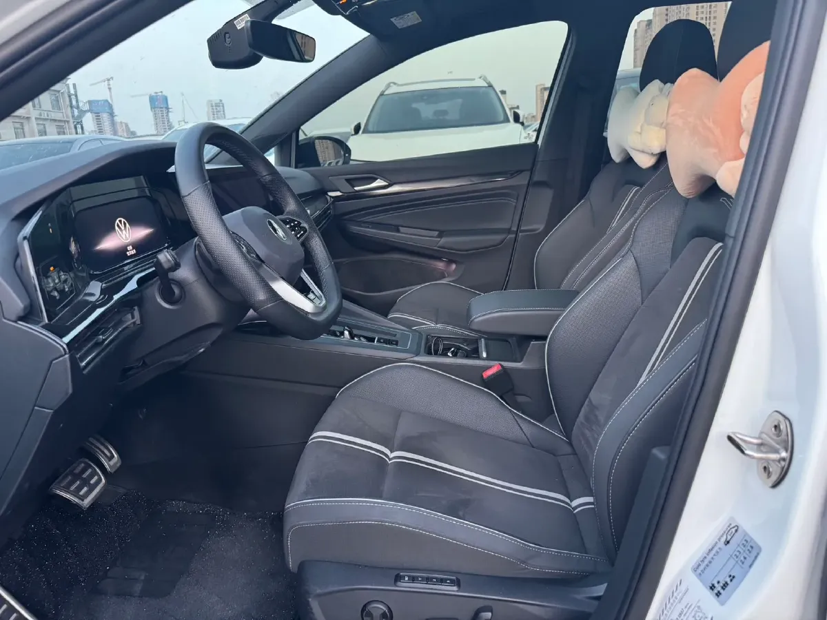 2023 Volkswagen Golf 1.4T 150HP L4 7DCT,autocango,china used car exporter,china ev exporter,chinese used car exporter,chinese used ev exporter