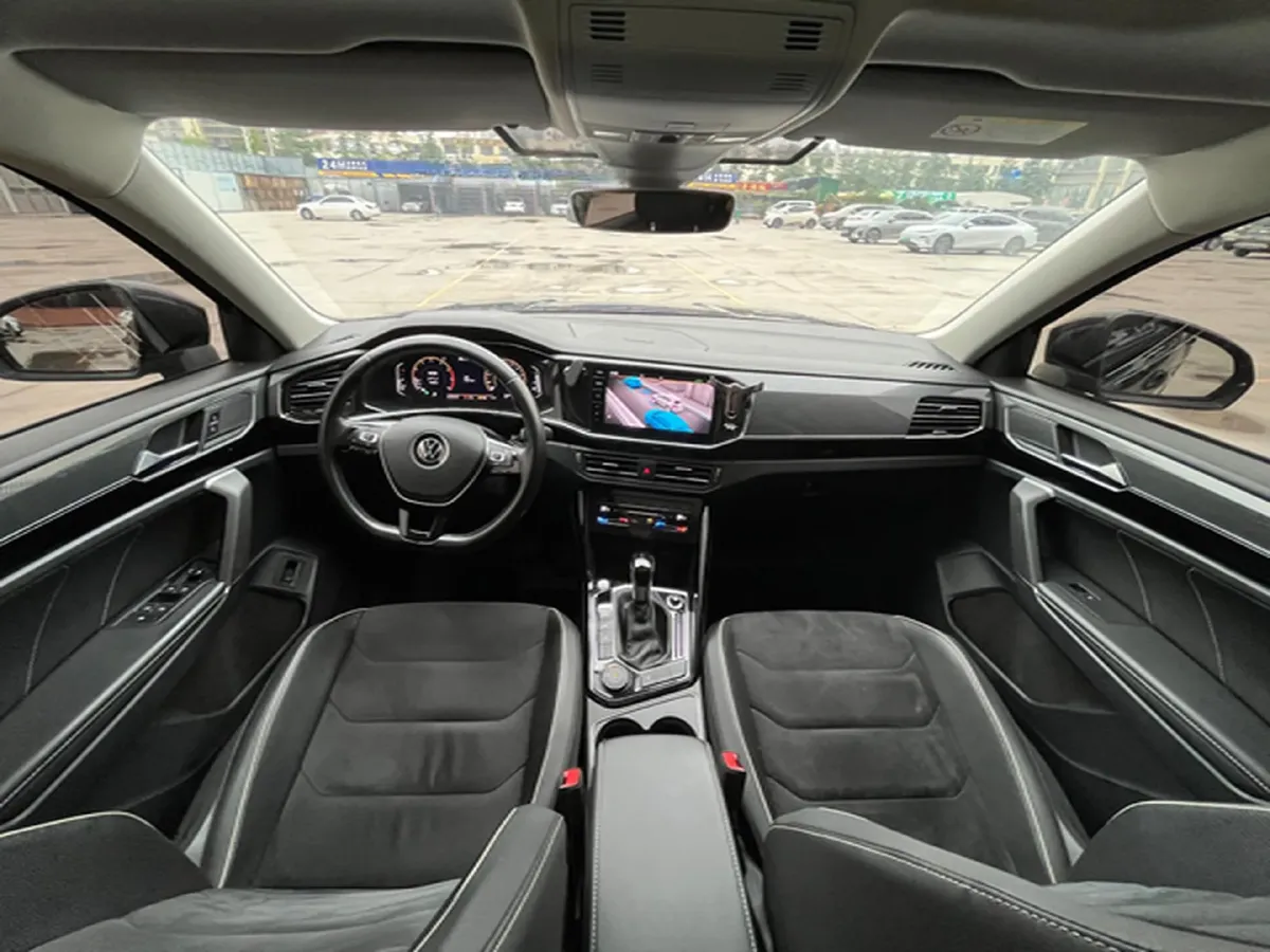 2021 Volkswagen Tayron 2.0T 220HP L4 7DCT,autocango,china used car exporter,china ev exporter,chinese used car exporter,chinese used ev exporter