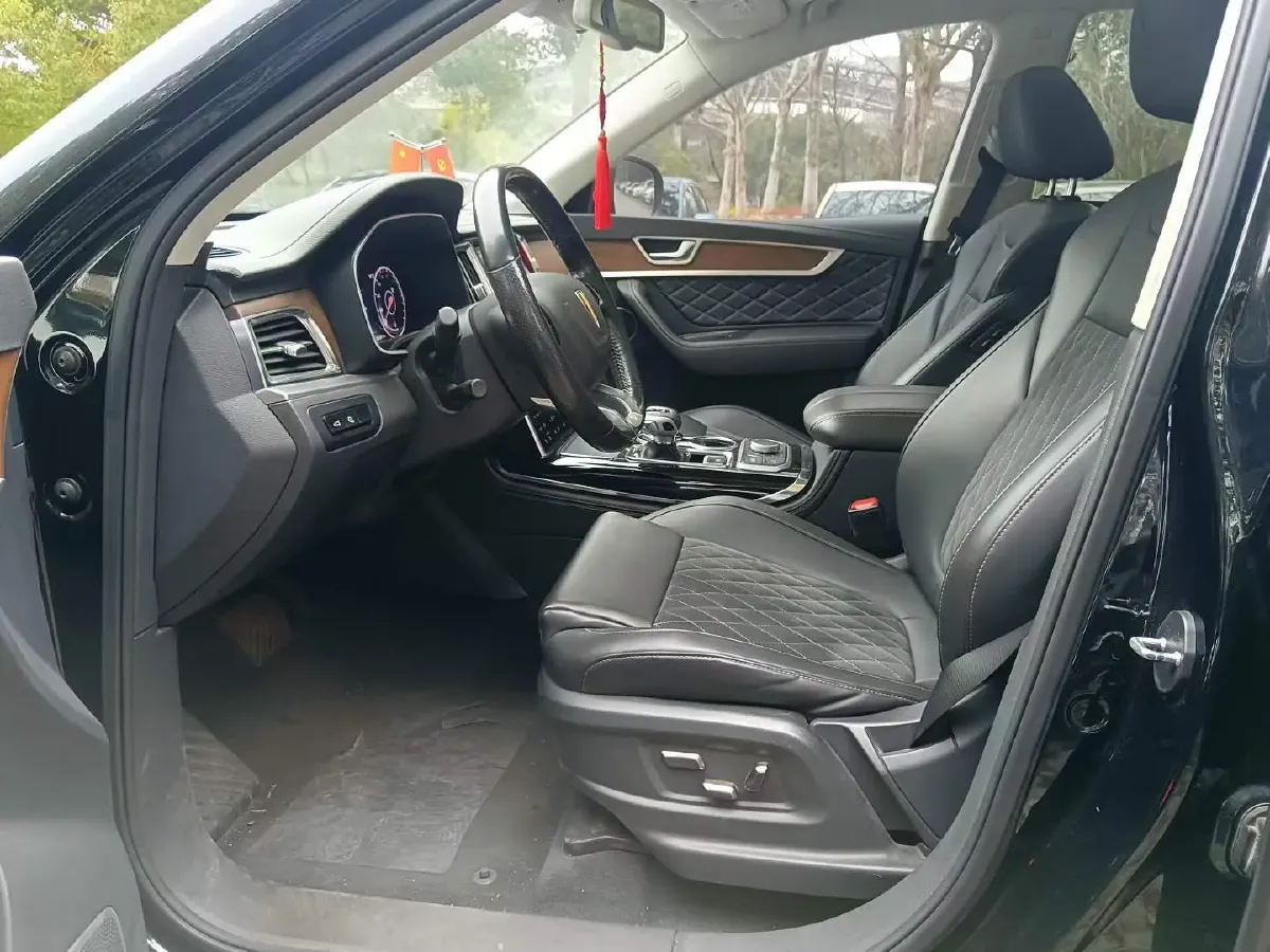 2019 HongQi HS7 3.0T 337HP V6 8AT,autocango,china used car exporter,china ev exporter,chinese used car exporter,chinese used ev exporter
