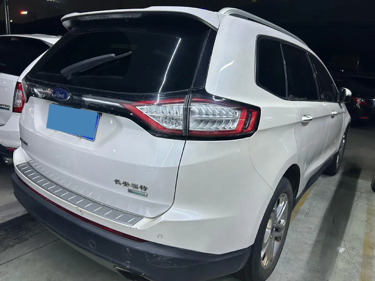 2018 Ford Edge 2.0T 245HP L4 6AT,autocango,china used car exporter,china ev exporter,chinese used car exporter,chinese used ev exporter