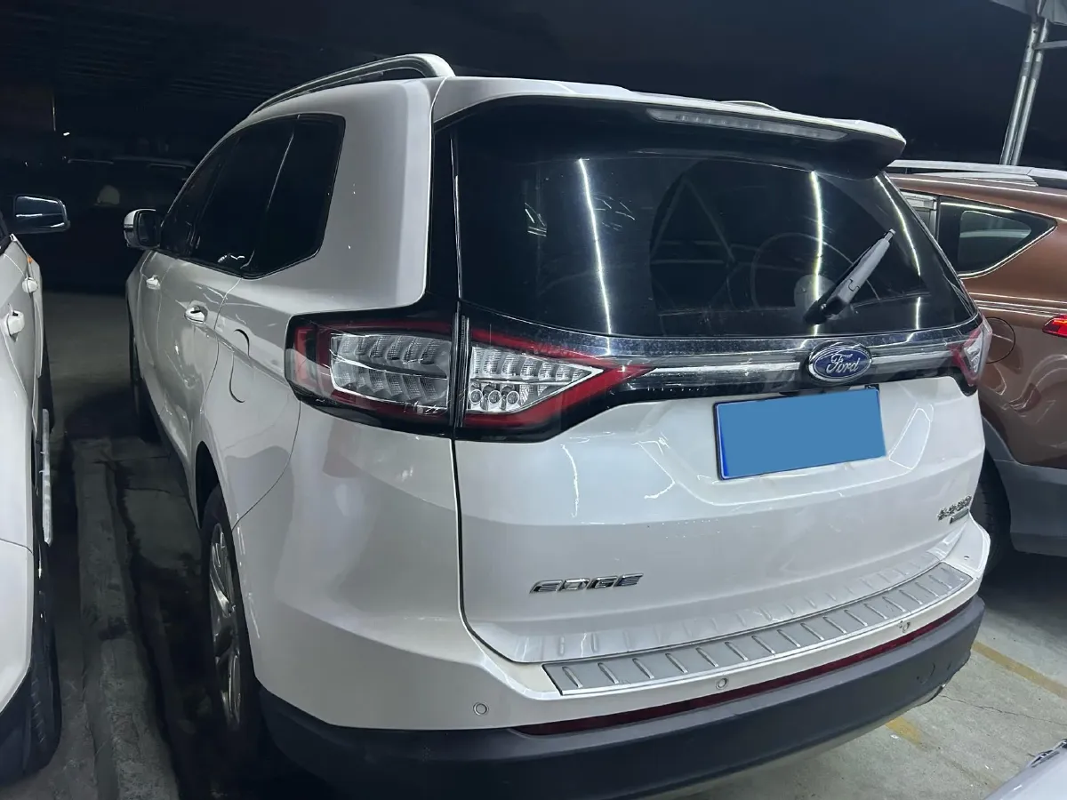 2018 Ford Edge 2.0T 245HP L4 6AT,autocango,china used car exporter,china ev exporter,chinese used car exporter,chinese used ev exporter