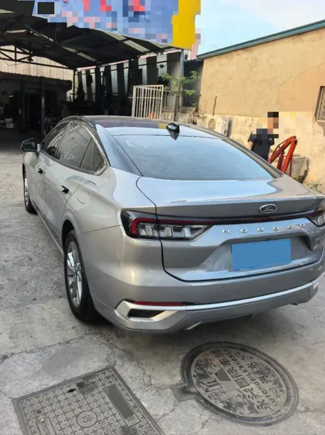 2023 Ford Mondeo 2.0T 254HP L4 8AT,autocango,china used car exporter,china ev exporter,chinese used car exporter,chinese used ev exporter