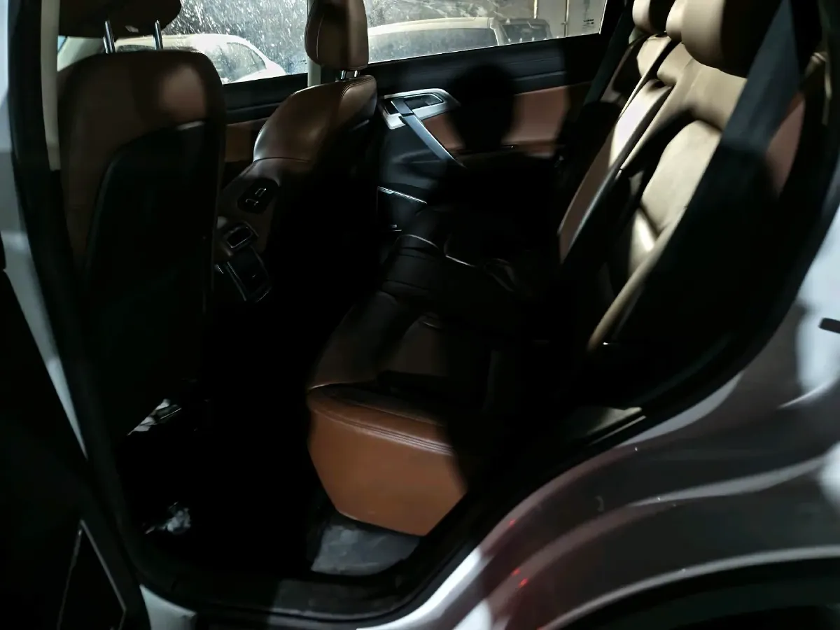 2018 Geely Azkarra 1.8T 184HP L4 6AT,autocango,china used car exporter,china ev exporter,chinese used car exporter,chinese used ev exporter