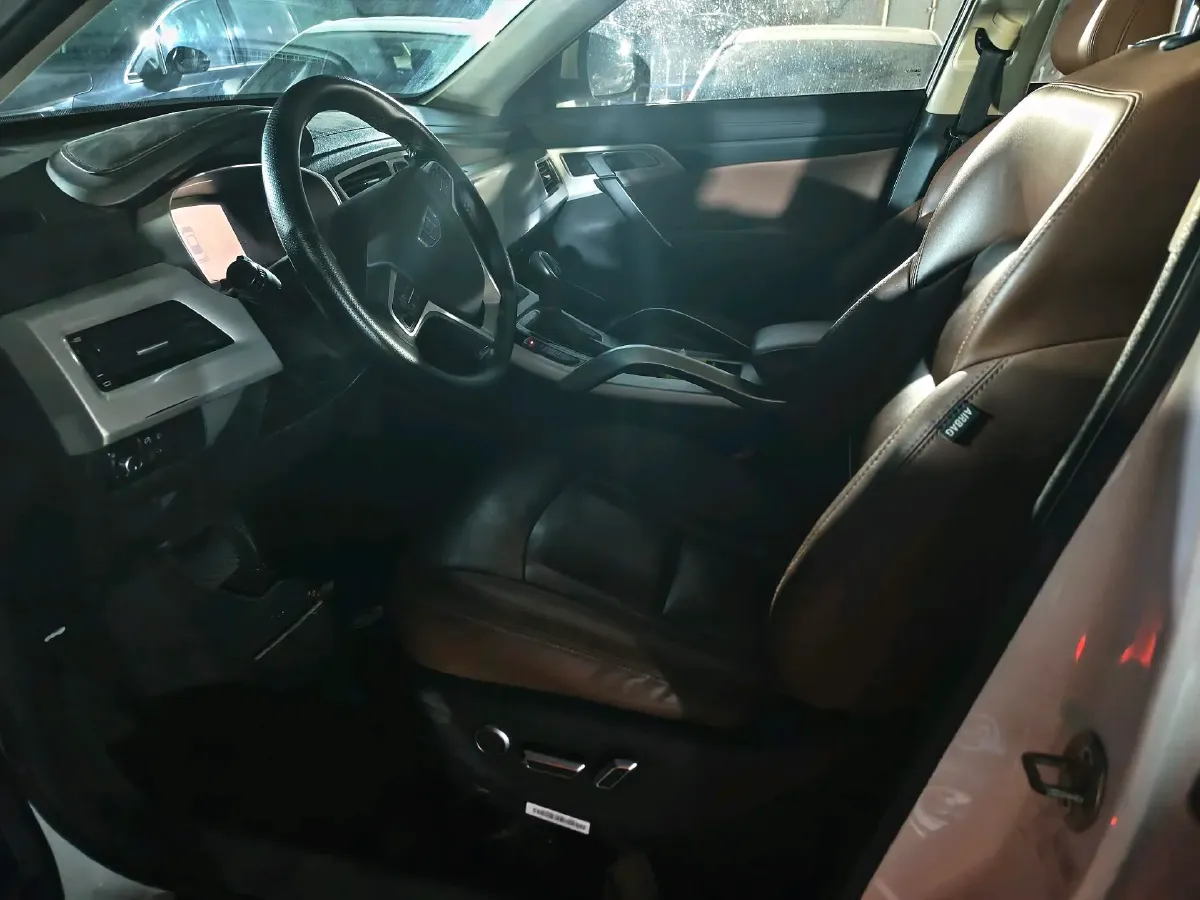2018 Geely Azkarra 1.8T 184HP L4 6AT,autocango,china used car exporter,china ev exporter,chinese used car exporter,chinese used ev exporter