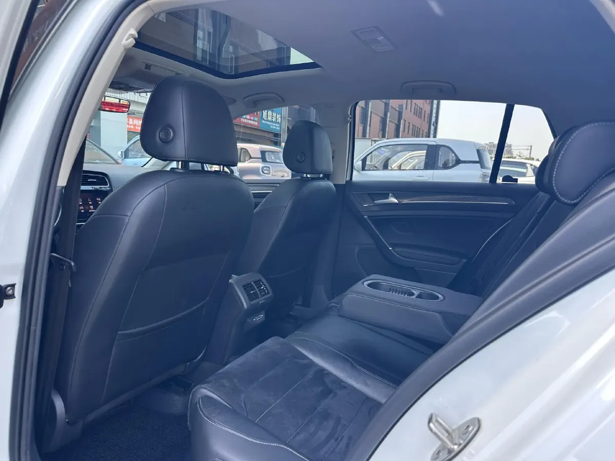 2020 Volkswagen Golf 1.4T 150HP L4 7DCT,autocango,china used car exporter,china ev exporter,chinese used car exporter,chinese used ev exporter