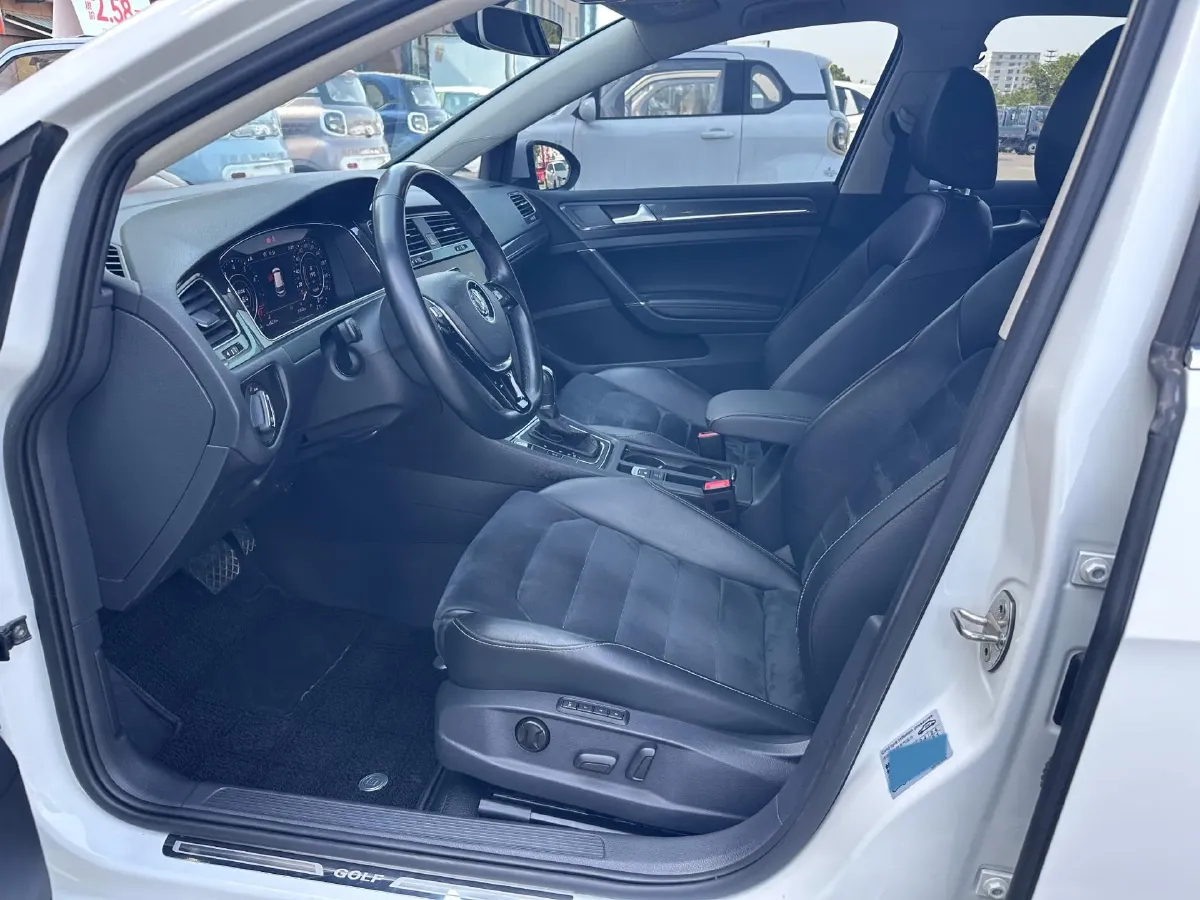 2020 Volkswagen Golf 1.4T 150HP L4 7DCT,autocango,china used car exporter,china ev exporter,chinese used car exporter,chinese used ev exporter