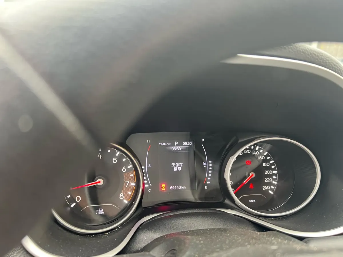 2020 Jeep Compass 1.3T 173HP L4 7DCT,autocango,china used car exporter,china ev exporter,chinese used car exporter,chinese used ev exporter