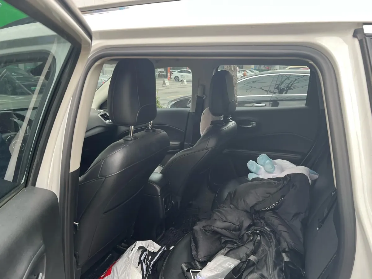 2020 Jeep Compass 1.3T 173HP L4 7DCT,autocango,china used car exporter,china ev exporter,chinese used car exporter,chinese used ev exporter