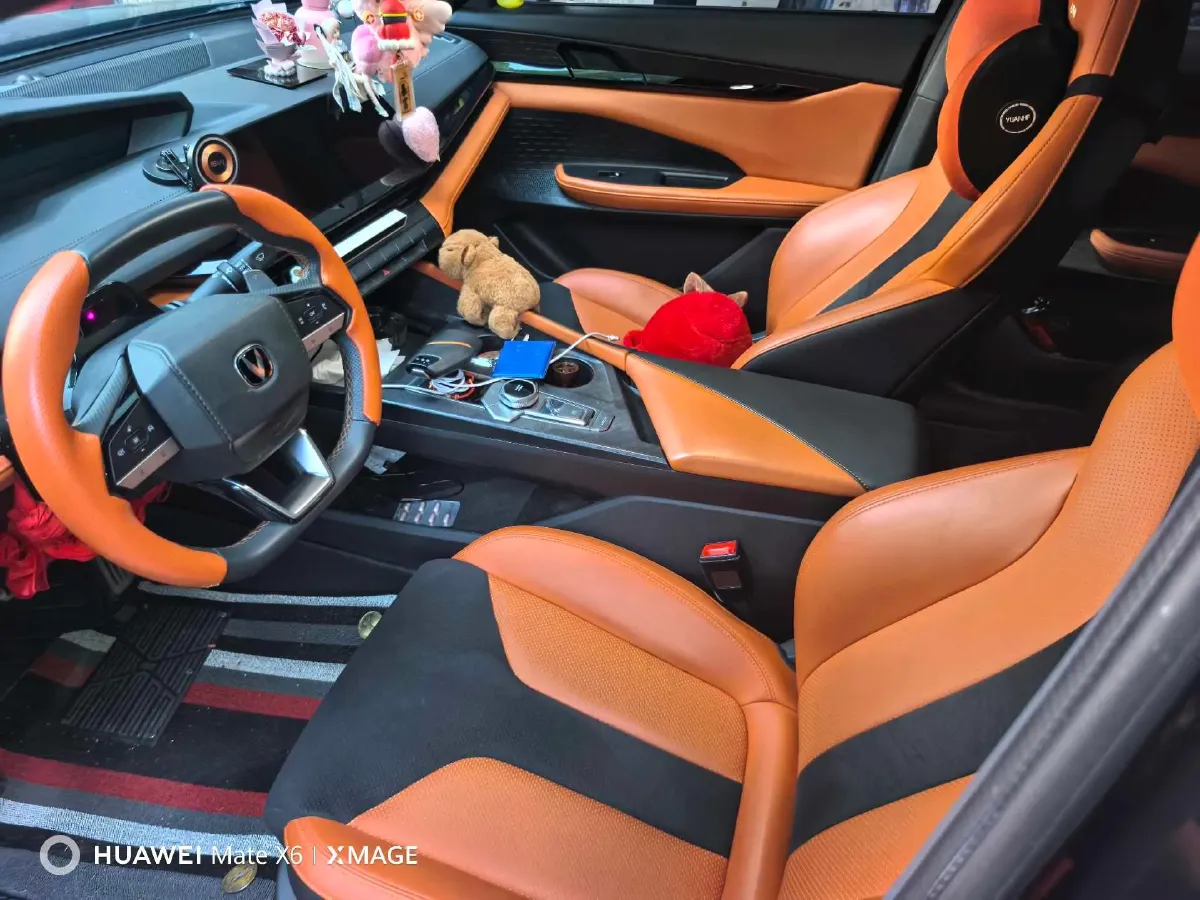2023 ChangAn UNI-V 1.5T 188HP L4 7DCT,autocango,china used car exporter,china ev exporter,chinese used car exporter,chinese used ev exporter