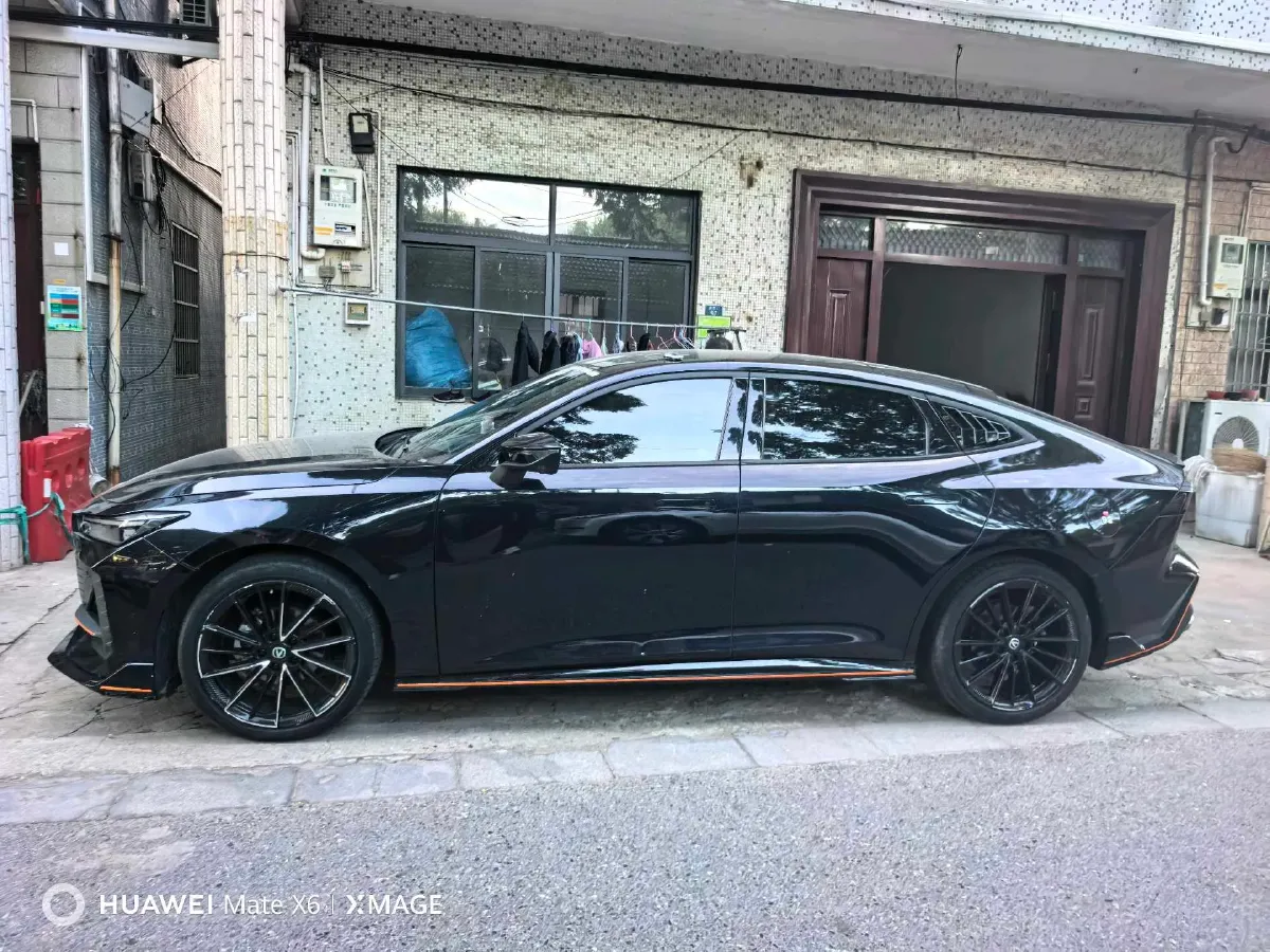 2023 ChangAn UNI-V 1.5T 188HP L4 7DCT,autocango,china used car exporter,china ev exporter,chinese used car exporter,chinese used ev exporter