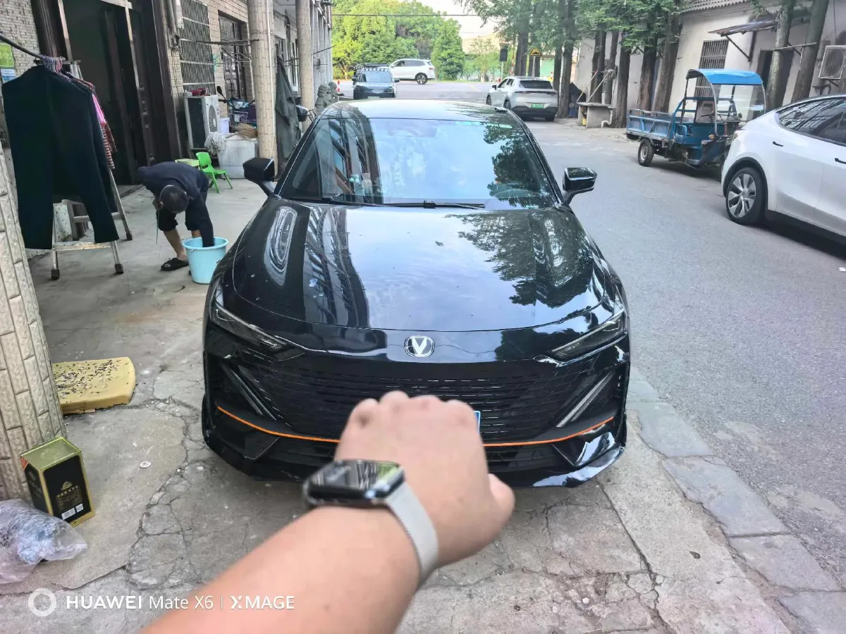 2023 ChangAn UNI-V 1.5T 188HP L4 7DCT,autocango,china used car exporter,china ev exporter,chinese used car exporter,chinese used ev exporter