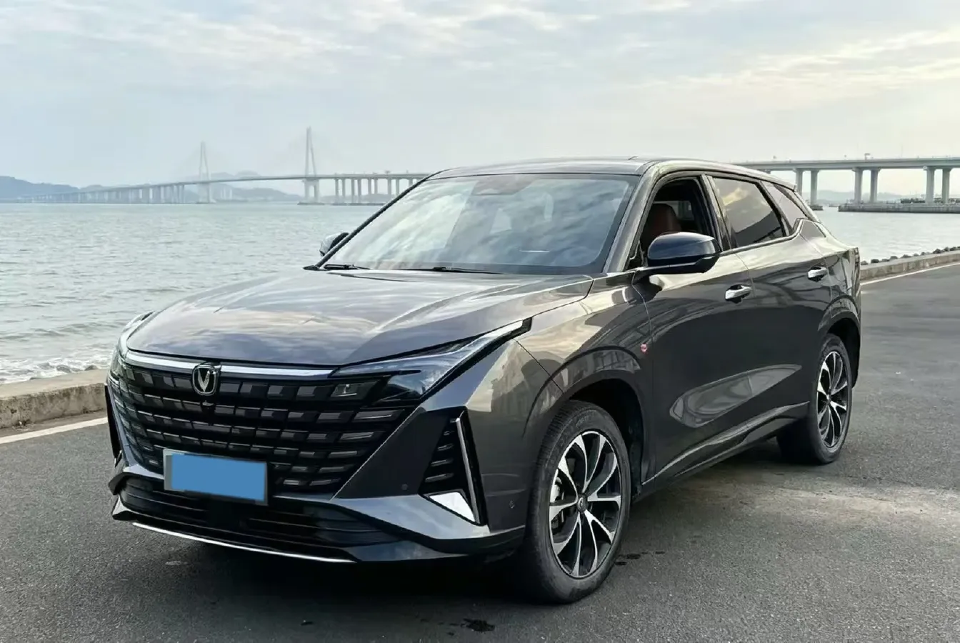 2024 ChangAn UNI-Z 1.5L 98HP L4 E-CVT PHEV 18.4KWH,autocango,china used car exporter,china ev exporter,chinese used car exporter,chinese used ev exporter