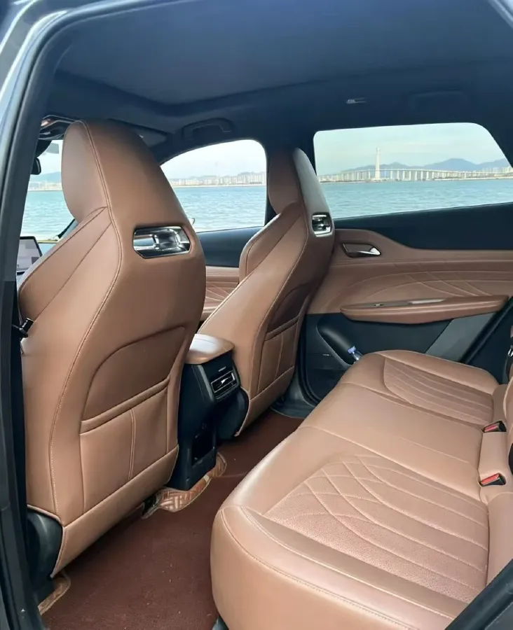 2024 ChangAn UNI-Z 1.5L 98HP L4 E-CVT PHEV 18.4KWH,autocango,china used car exporter,china ev exporter,chinese used car exporter,chinese used ev exporter
