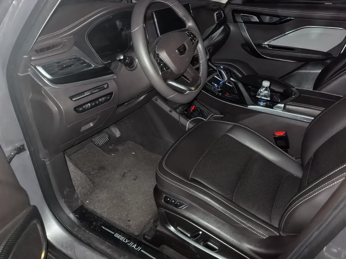 2019 Jeep Compass 1.4T 165HP L4 9AT,autocango,china used car exporter,china ev exporter,chinese used car exporter,chinese used ev exporter
