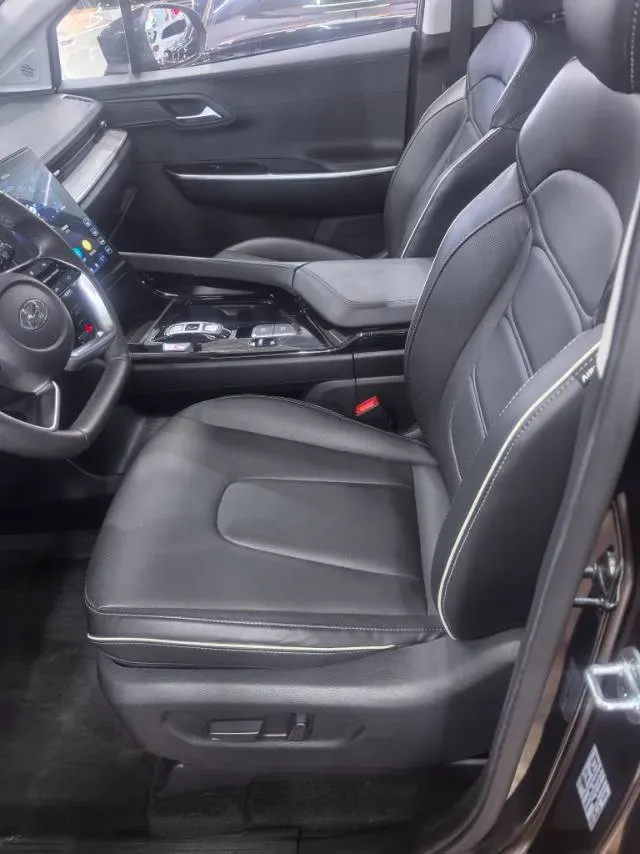 2024 Hyundai Custo 1.5T 170HP L4 8AT,autocango,china used car exporter,china ev exporter,chinese used car exporter,chinese used ev exporter