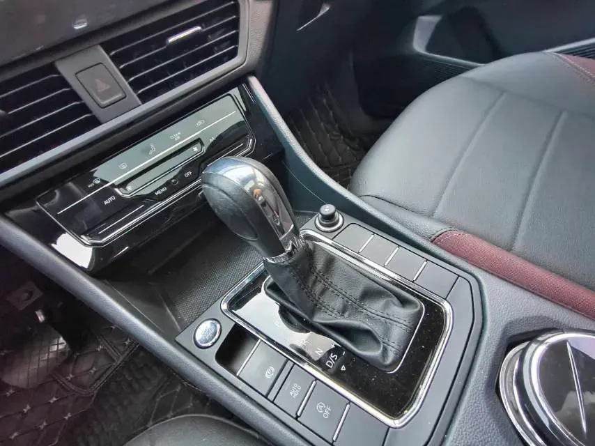 2021 Volkswagen Bora 1.5L 113HP L4 6AT,autocango,china used car exporter,china ev exporter,chinese used car exporter,chinese used ev exporter