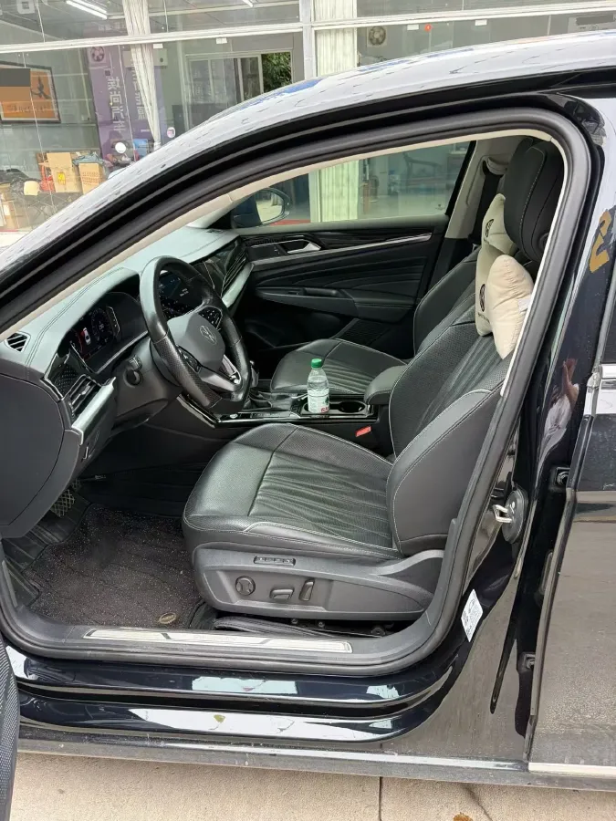 2022 Xpeng P7 BEV 60.2KWH,autocango,china used car exporter,china ev exporter,chinese used car exporter,chinese used ev exporter