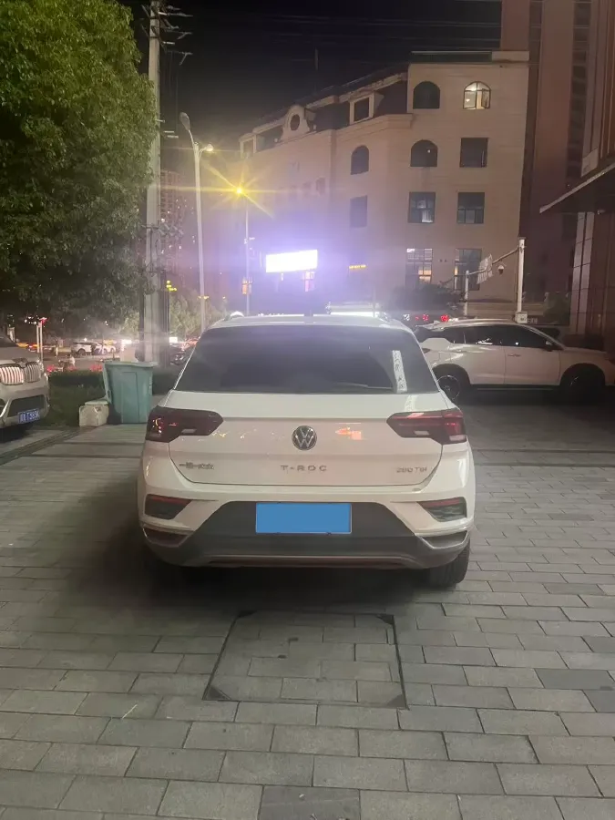 2021 Volkswagen T-Roc 1.4T 150HP L4 7DCT,autocango,china used car exporter,china ev exporter,chinese used car exporter,chinese used ev exporter