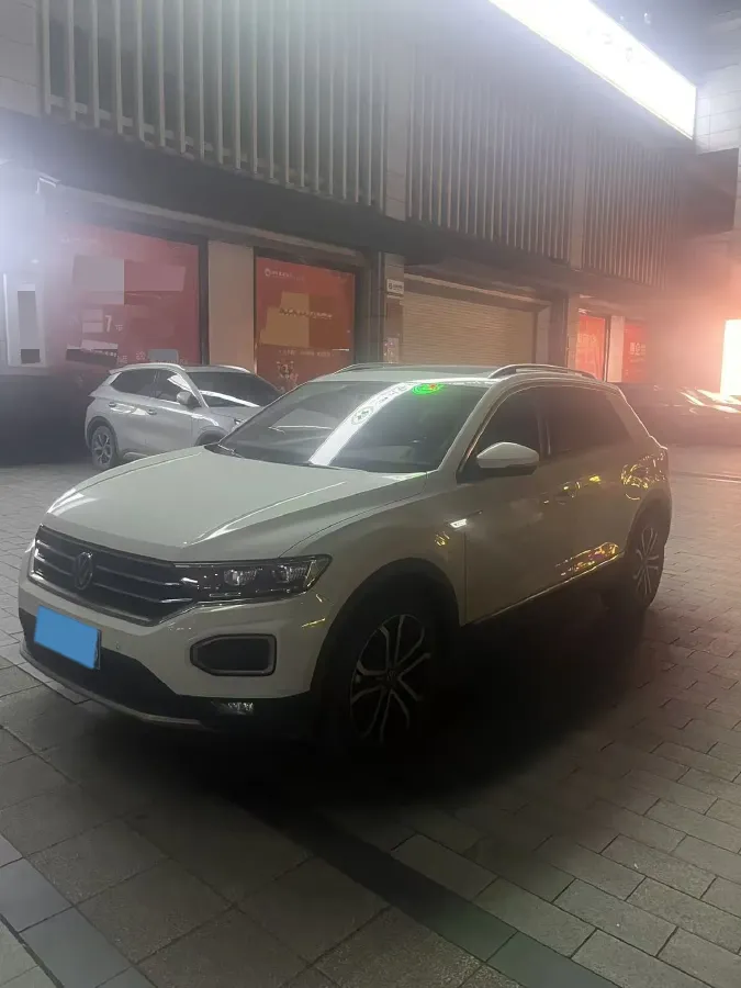 2021 Volkswagen T-Roc 1.4T 150HP L4 7DCT,autocango,china used car exporter,china ev exporter,chinese used car exporter,chinese used ev exporter
