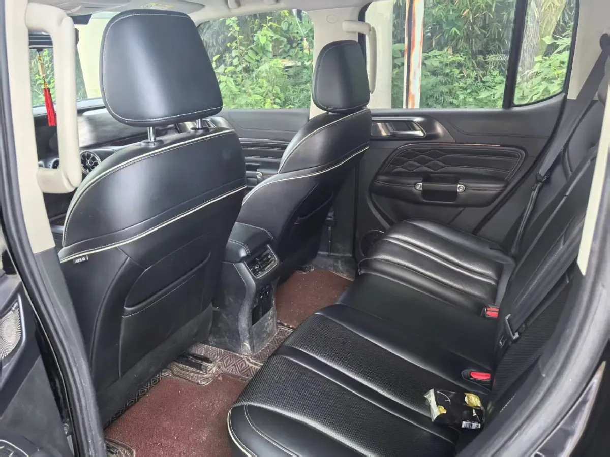 2021 Tank 300 2.0T 227HP L4 8AT,autocango,china used car exporter,china ev exporter,chinese used car exporter,chinese used ev exporter