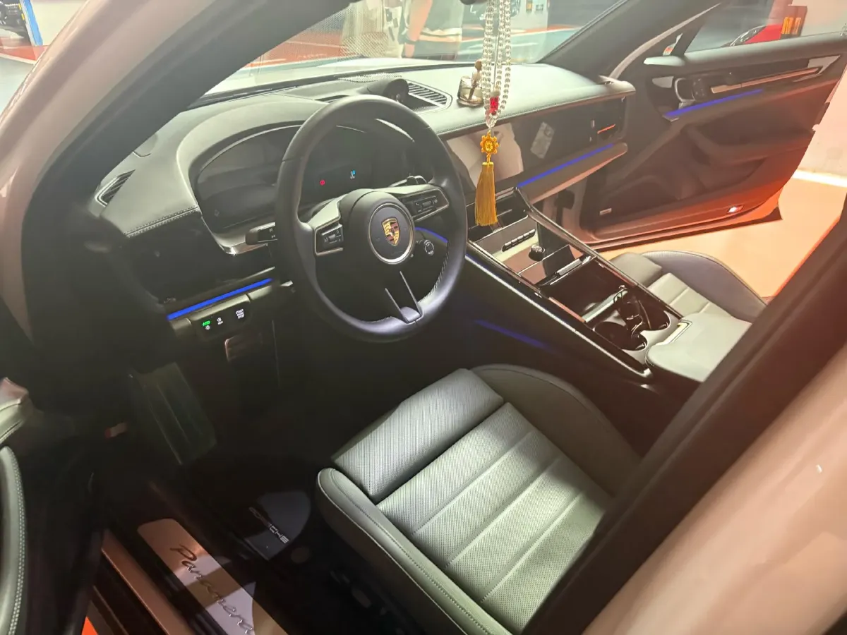2024 Porsche Taycan 2AT BEV 105KWH,autocango,china used car exporter,china ev exporter,chinese used car exporter,chinese used ev exporter