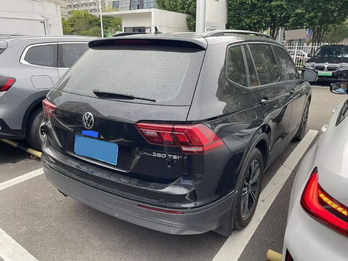 2021 Volkswagen Tiguan L 1.4T 150HP L4 7DCT,autocango,china used car exporter,china ev exporter,chinese used car exporter,chinese used ev exporter