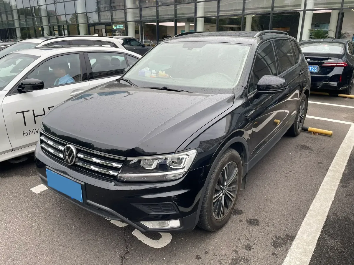 2021 Volkswagen Tiguan L 1.4T 150HP L4 7DCT,autocango,china used car exporter,china ev exporter,chinese used car exporter,chinese used ev exporter