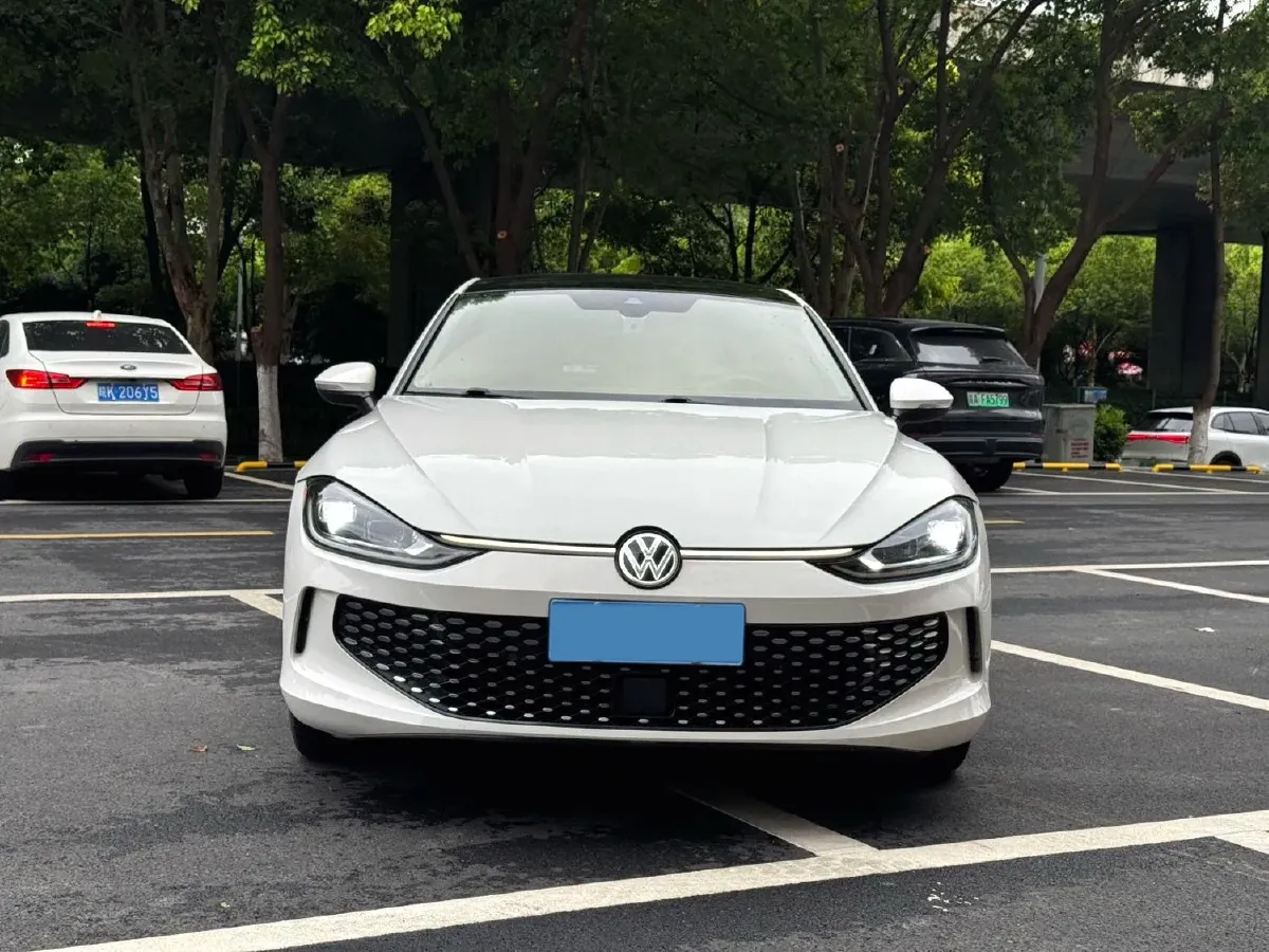2022 Exceed TXL 2.0T 261HP L4 7DCT,autocango,china used car exporter,china ev exporter,chinese used car exporter,chinese used ev exporter