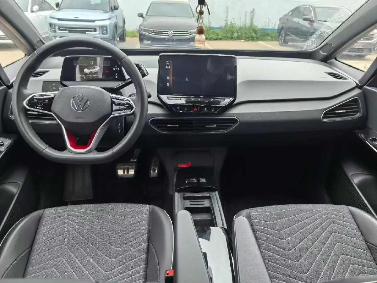 2023 Volkswagen ID.3 BEV 52.8KWH,autocango,china used car exporter,china ev exporter,chinese used car exporter,chinese used ev exporter