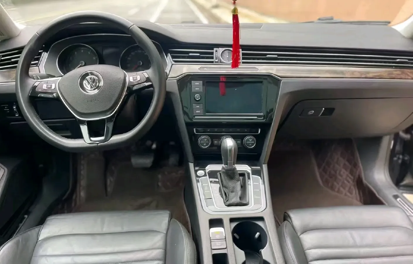 2019 Chevrolet Malibu XL 2.0T 241HP L4 9AT,autocango,china used car exporter,china ev exporter,chinese used car exporter,chinese used ev exporter