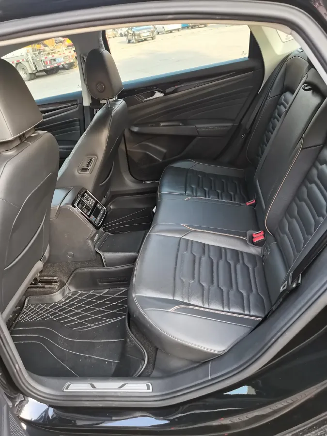 2020 Volkswagen Passat 1.4T 150HP L4 6DCT PHEV 13KWH,autocango,china used car exporter,china ev exporter,chinese used car exporter,chinese used ev exporter