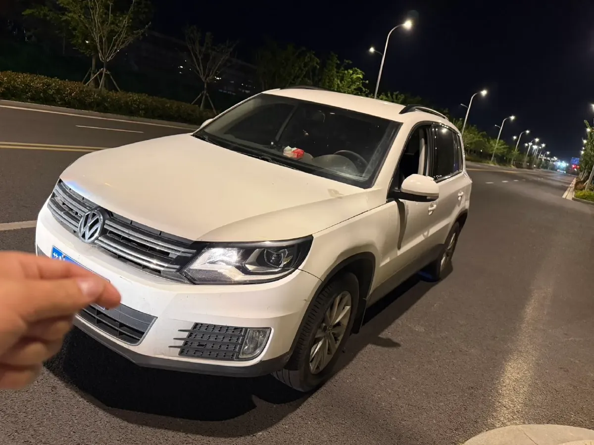 2017 MAXUS T60 2.0T 224HP L4 6AT,autocango,china used car exporter,china ev exporter,chinese used car exporter,chinese used ev exporter