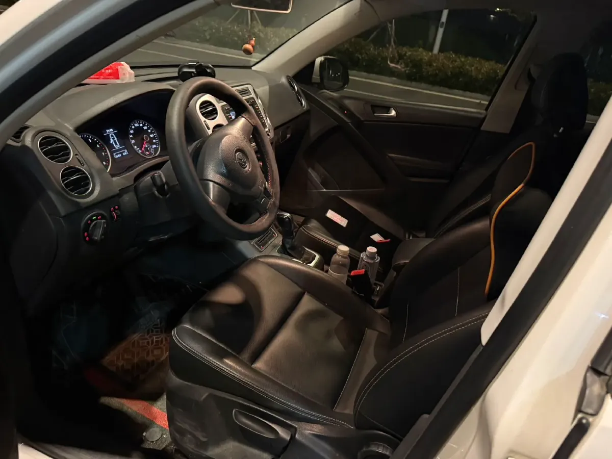 2017 MAXUS T60 2.0T 224HP L4 6AT,autocango,china used car exporter,china ev exporter,chinese used car exporter,chinese used ev exporter