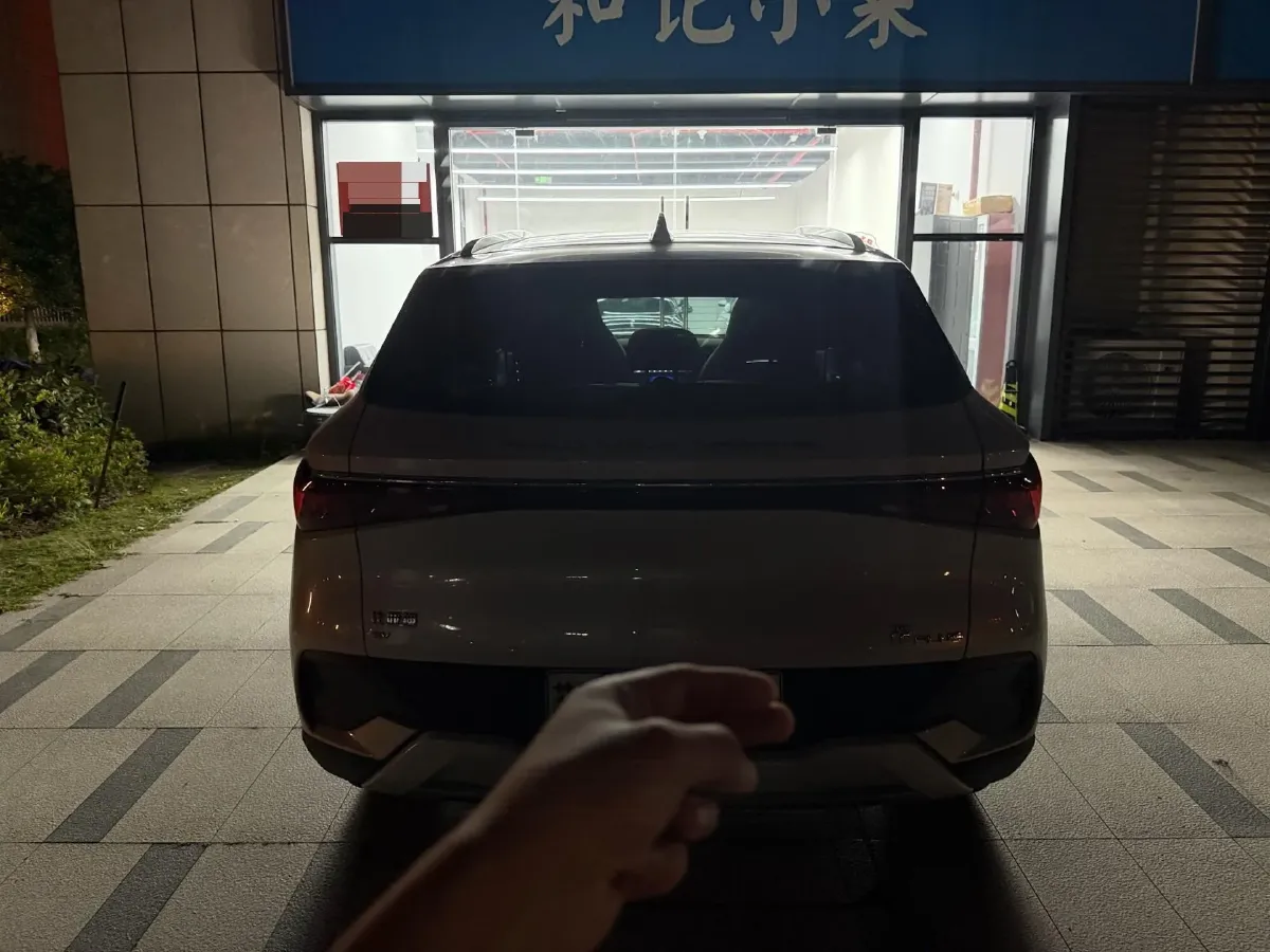 2022 Roewe RX5 MAX 1.5T 181HP L4 6AT,autocango,china used car exporter,china ev exporter,chinese used car exporter,chinese used ev exporter