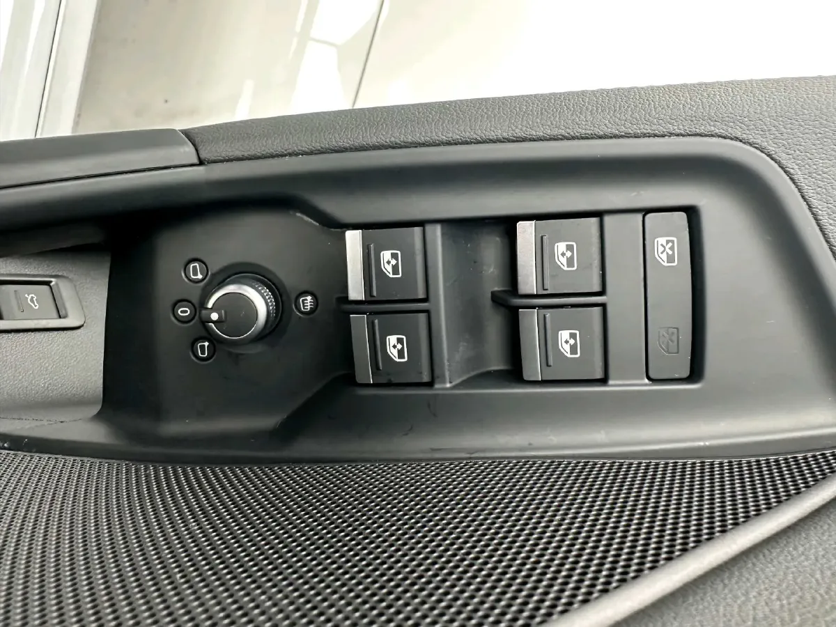 2022 Audi A3 1.4T 150HP L4 7DCT,autocango,china used car exporter,china ev exporter,chinese used car exporter,chinese used ev exporter