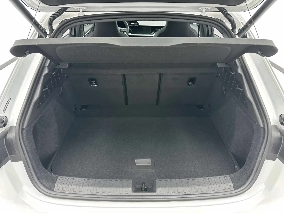 2022 Audi A3 1.4T 150HP L4 7DCT,autocango,china used car exporter,china ev exporter,chinese used car exporter,chinese used ev exporter