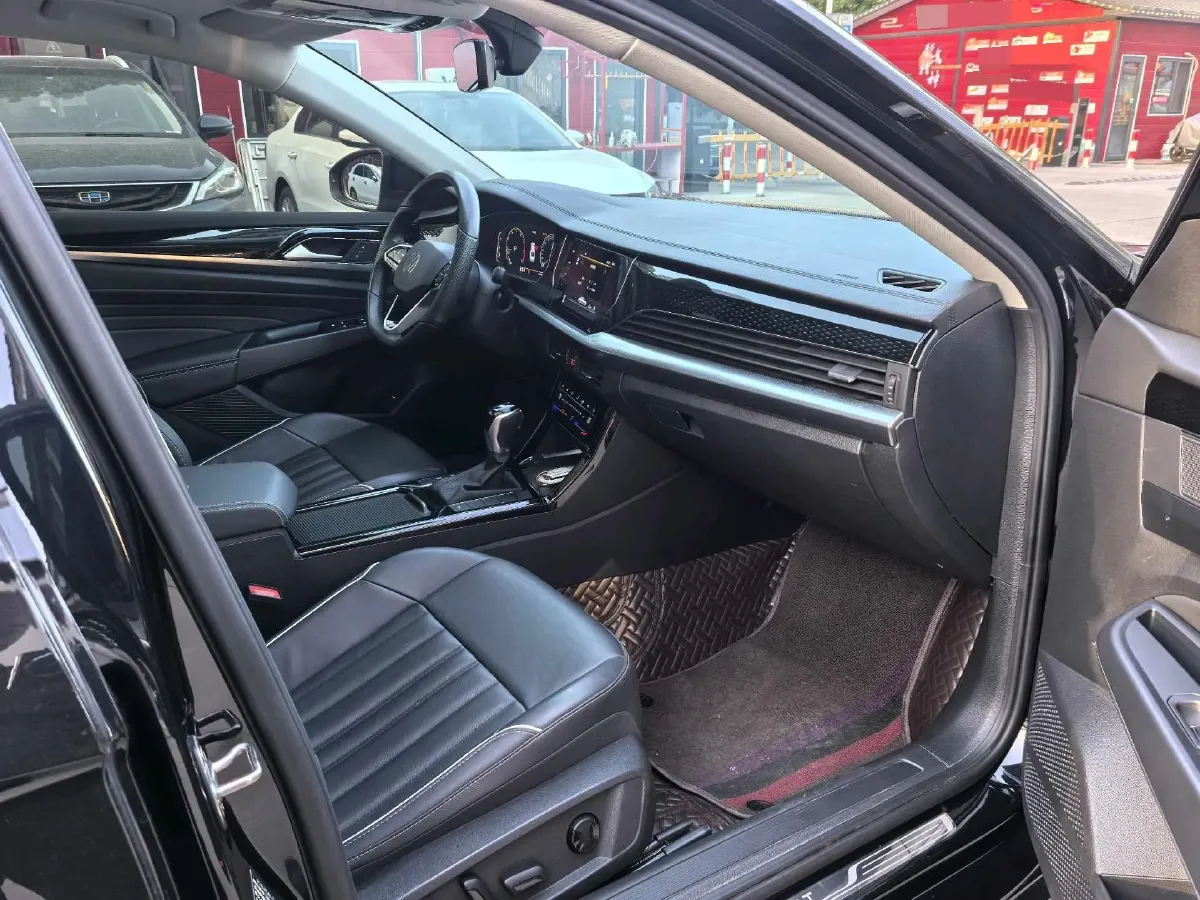 2023 Volkswagen Passat 2.0T 186HP L4 7DCT,autocango,china used car exporter,china ev exporter,chinese used car exporter,chinese used ev exporter