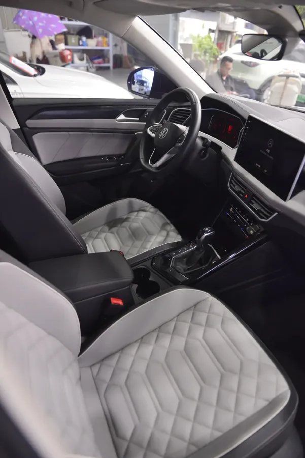 2023 Volkswagen Tayron 2.0T 186HP L4 7DCT,autocango,china used car exporter,china ev exporter,chinese used car exporter,chinese used ev exporter