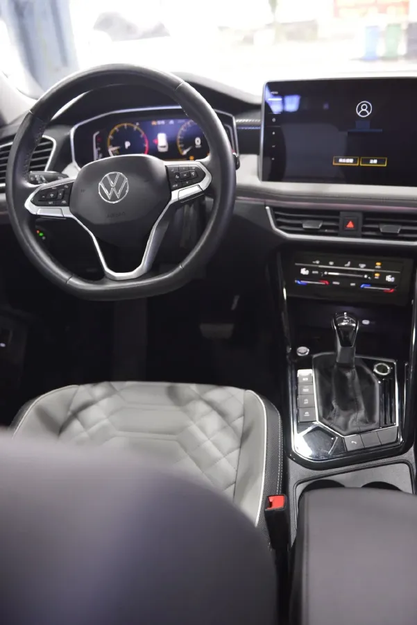 2023 Volkswagen Tayron 2.0T 186HP L4 7DCT,autocango,china used car exporter,china ev exporter,chinese used car exporter,chinese used ev exporter