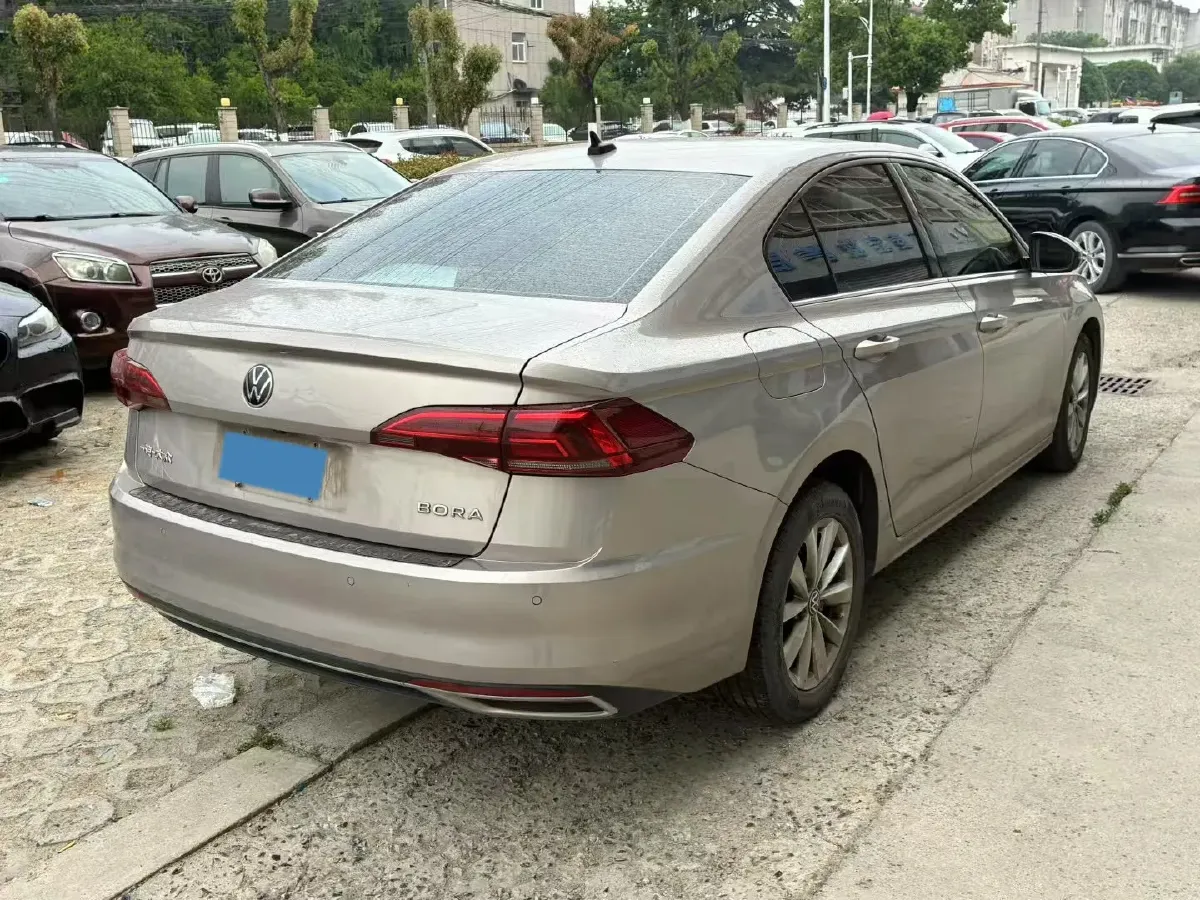 2021 Volkswagen Bora 1.5L 113HP L4 5MT,autocango,china used car exporter,china ev exporter,chinese used car exporter,chinese used ev exporter