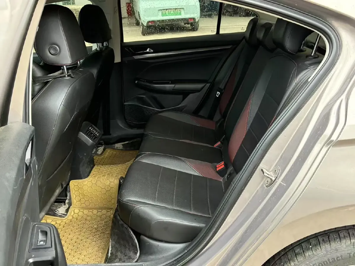 2021 Volkswagen Bora 1.5L 113HP L4 5MT,autocango,china used car exporter,china ev exporter,chinese used car exporter,chinese used ev exporter