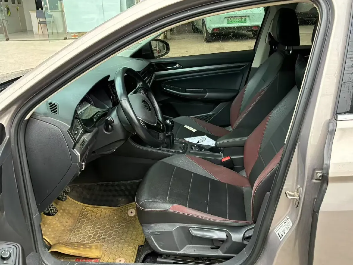 2021 Volkswagen Bora 1.5L 113HP L4 5MT,autocango,china used car exporter,china ev exporter,chinese used car exporter,chinese used ev exporter