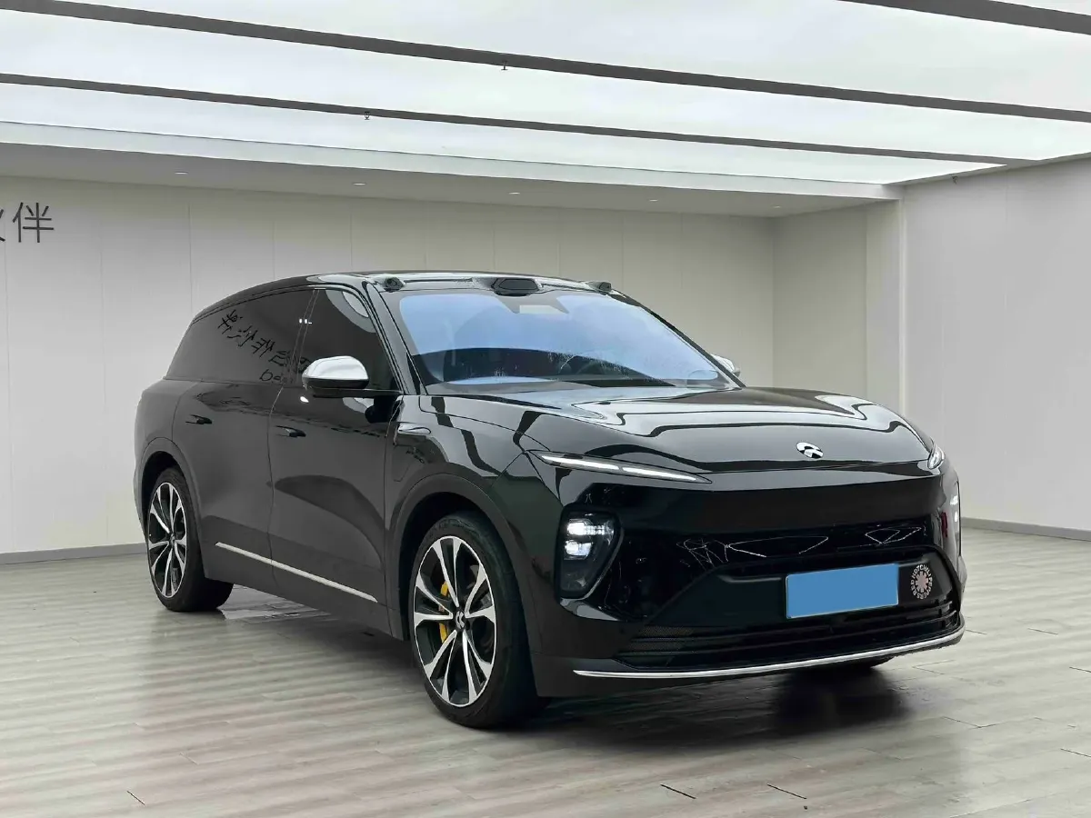 2024 Porsche Macan All-Electric BEV 100KWH,autocango,china used car exporter,china ev exporter,chinese used car exporter,chinese used ev exporter