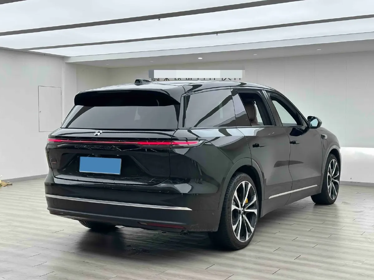 2024 Porsche Macan All-Electric BEV 100KWH,autocango,china used car exporter,china ev exporter,chinese used car exporter,chinese used ev exporter