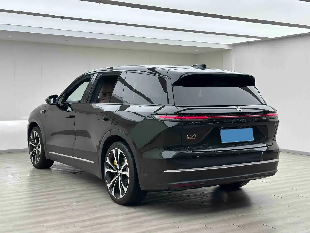 2024 Porsche Macan All-Electric BEV 100KWH,autocango,china used car exporter,china ev exporter,chinese used car exporter,chinese used ev exporter