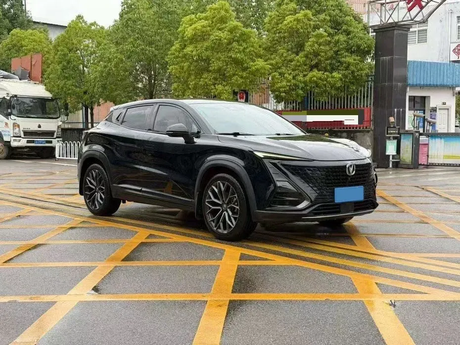2022 ChangAn UNI-T 1.5T 188HP L4 7DCT,autocango,china used car exporter,china ev exporter,chinese used car exporter,chinese used ev exporter