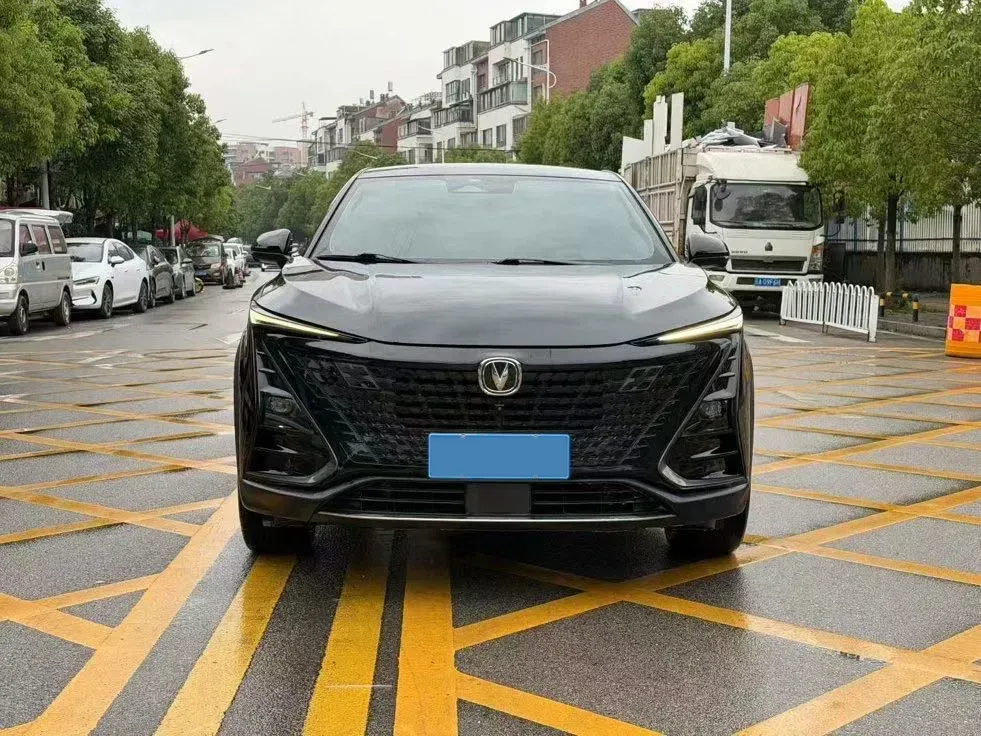 2022 ChangAn UNI-T 1.5T 188HP L4 7DCT,autocango,china used car exporter,china ev exporter,chinese used car exporter,chinese used ev exporter